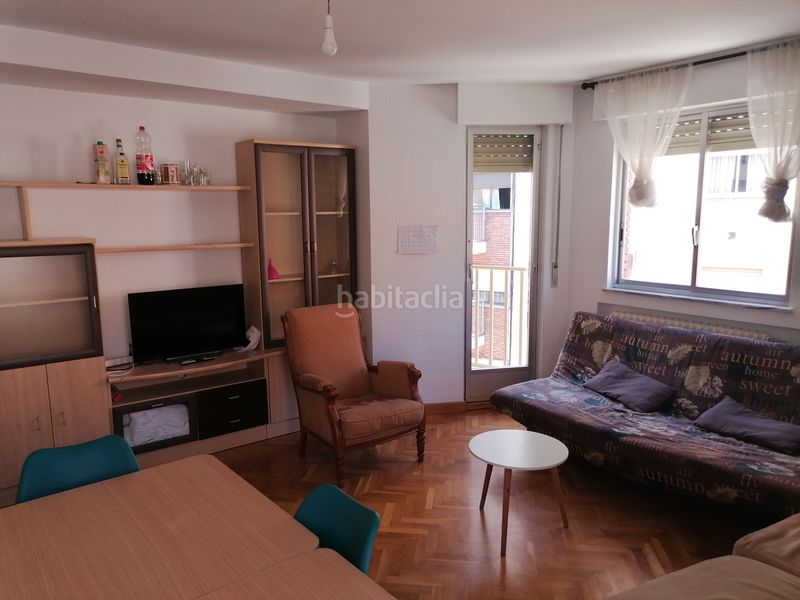 Foto 965bb3bb-2ec3-452d-9ebc-23c3ee00ce8f. Piso  todo exterior plaza del oeste/ avda villamayor en Salamanca