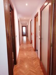 Piso en Carmelitas. Piso todo exterior plaza del oeste/ avda villamayor