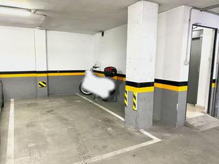 Parking voiture  Calle chalupa. Plaza de garaje en venta