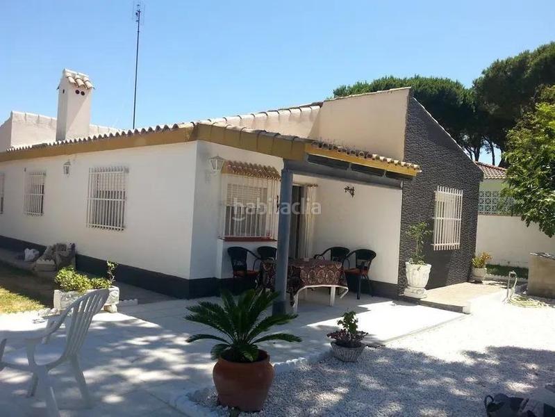Foto 0506be82-656b-4118-b489-9ada0975862e. Chalet  con jardín privado y piscina a pocos minutos de la barrosa en Chiclana de la Frontera