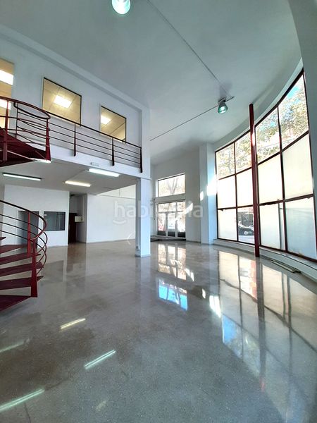 Foto c639a53f-3e31-42ac-a425-1f4324b21707. Affitto locale commerciale in carrer d'ignasi iglesias 17 in Cornellà de Llobregat