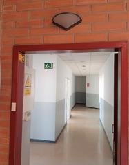 Lloguer Oficina a Carrer de sevilla 7. Despacho luminoso con salida a terraza, zona bien comunicada y t