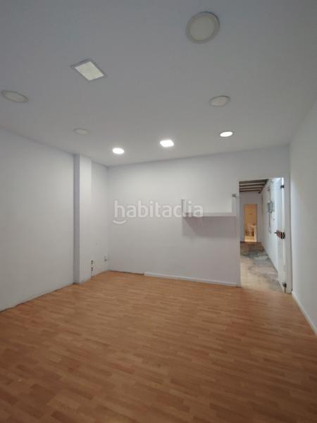 Foto 31135780-8d2b-4931-8316-6c86fbe45623. Lloguer local comercial a carrer de muntaner 496 a Barcelona