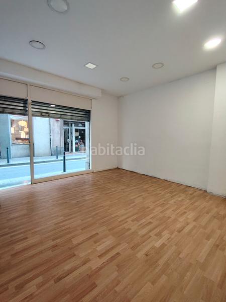 Foto c485cacd-5682-4d10-8947-30a2ddacd12b. Lloguer local comercial a carrer de muntaner 496 a Barcelona