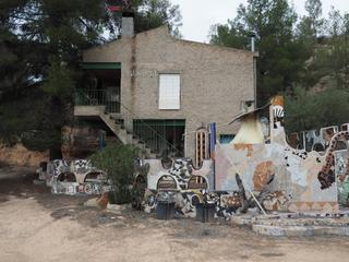Finca rstica  Avinguda flix. Finca rustica en flix con masia para entrar a vivir