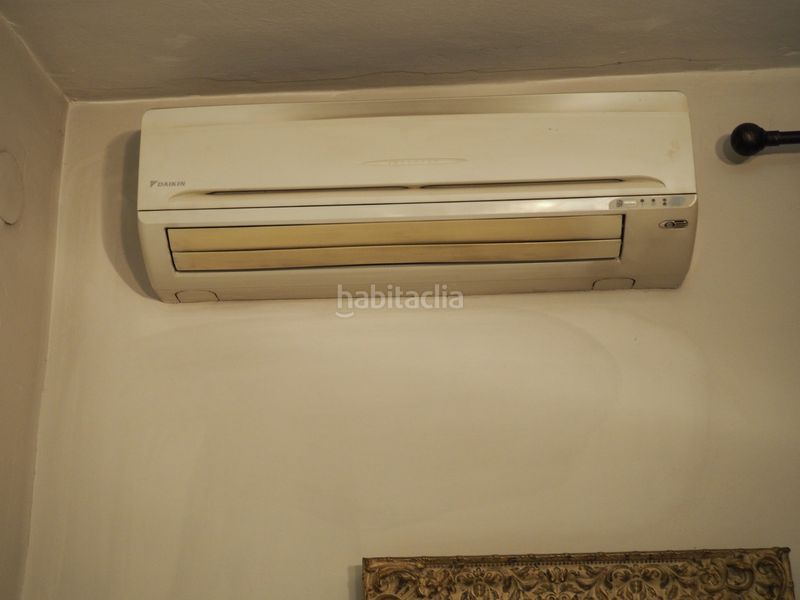 Foto e450b6db-5f53-44fc-af61-f54ef135c937. Casa a carrer major 7 a Flix