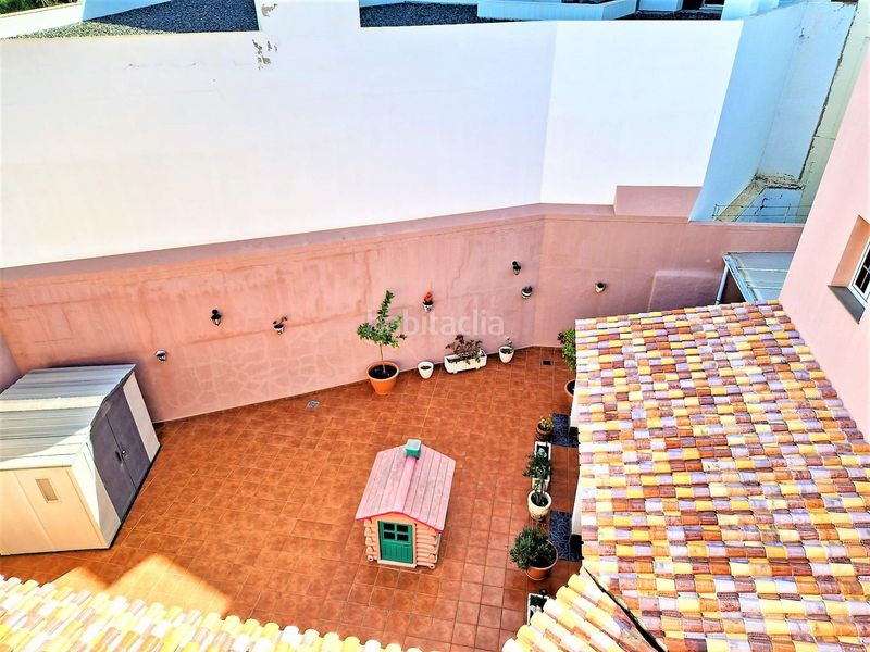 Foto 0f3dadef-6aab-450b-bb54-bac8996229fe. Casa a San Juan Telde