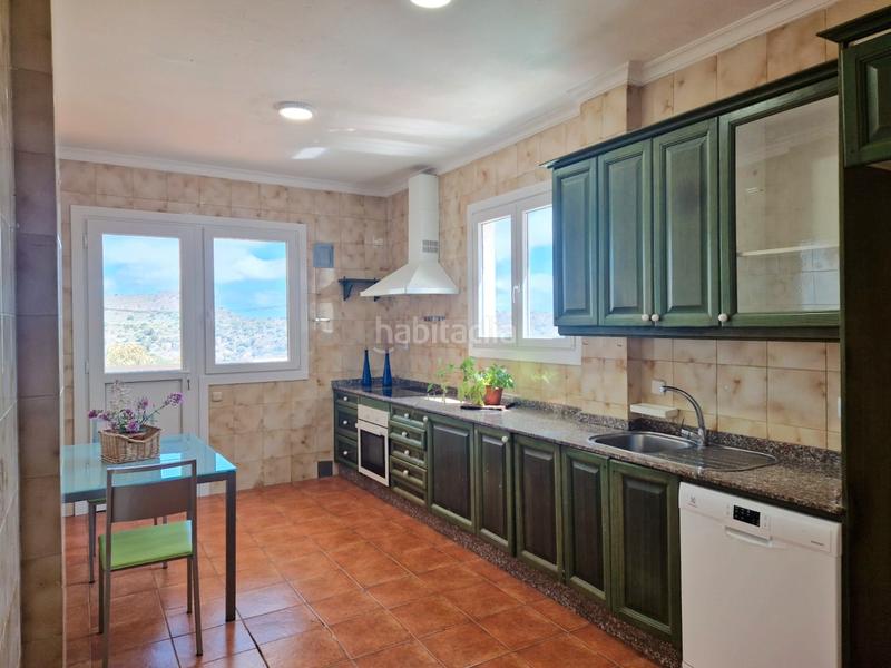 Foto 33c81833-e04f-44f5-b668-3f4e7ecd32de. Chalet with parking in Tafira Palmas de Gran Canaria (Las)