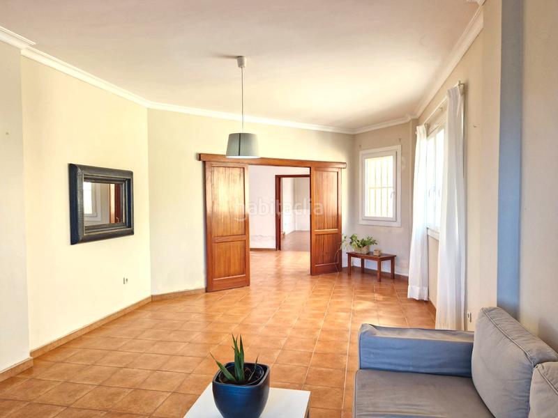 Foto ac7f7884-e0c9-4422-b5fb-1d448e1275cd. Chalet with parking in Tafira Palmas de Gran Canaria (Las)