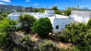 Maison  Gc-21. Oportunidad de inversión única 1 finca, 3 viviendas