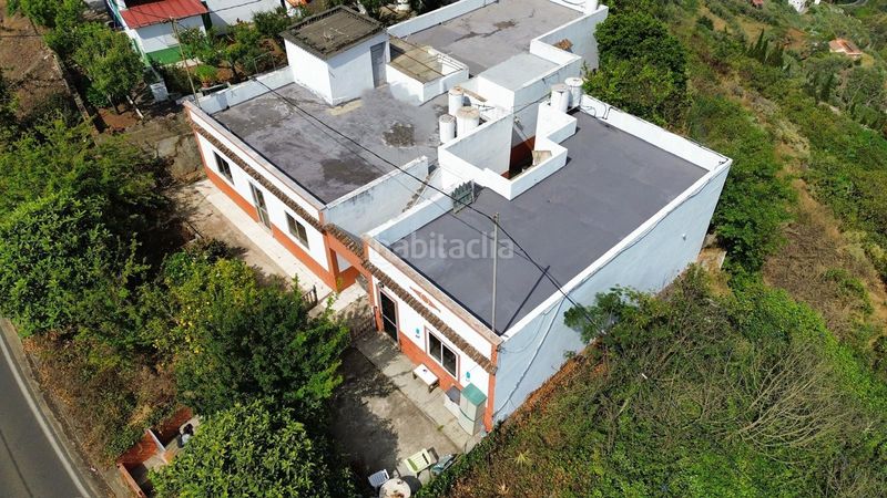 Foto a46ad4de-bf68-4179-89ed-6cc59f7264e4. Casa amb aparcament a Teror pueblo Teror