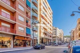 Local commercial à Avenida gran vía 20. Local en la gran vía, caravaca de la cruz.