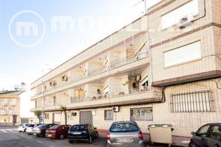 Pis a Carretera mula 18. Piso de banco en calasparra