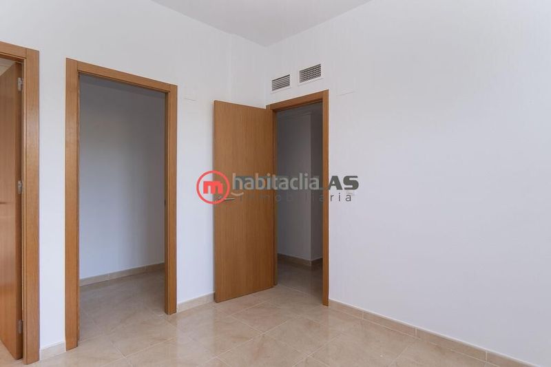 Foto 17ee68c8-6230-4e79-8475-7f23bb2fd8a6. Ático en avenida juan ramón jiménez 121 edificio residencial en Calasparra
