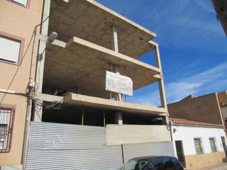 Edifici  Ramón robles. Edificio en estructura