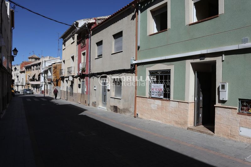 Foto d8e57305-ac5a-4297-94c8-5547cc822262. Casa a avenida cehegin 52 a Bullas