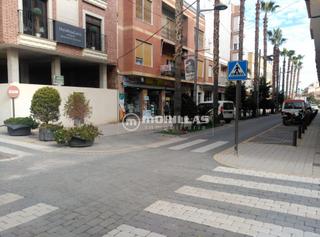 Aparcament cotxe a Juan j delgado 3. Plazas de garaje.