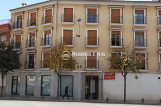 Local commercial à Carretera granada 3. Local comercial en plaza del templete
