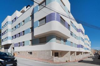 Pis a Avenida juan ramón jiménez 121. Promocion residencial en calasparra