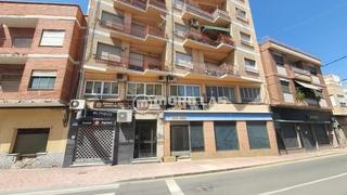 Piso en Avenida juan carlos i 10