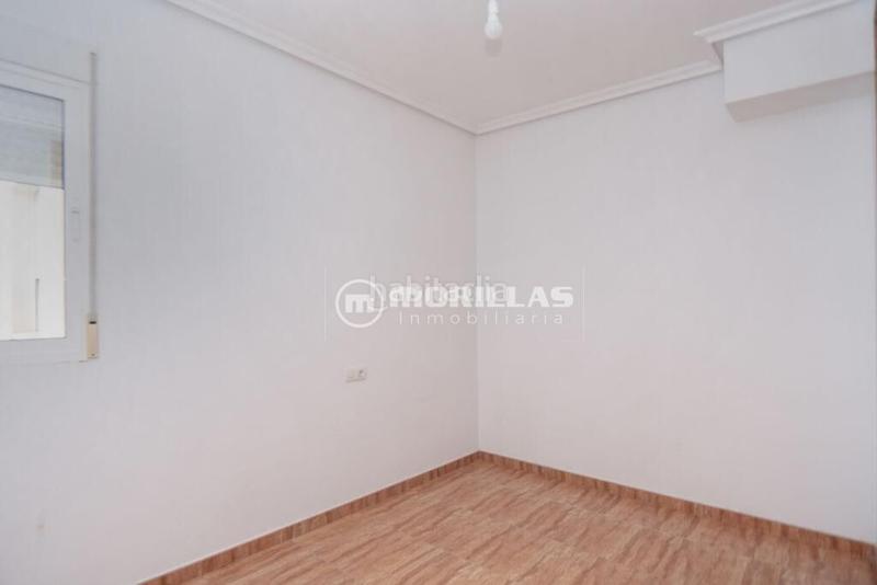Foto 3b39300a-b7ca-40b2-baa0-584dba8a4b8d. Piso  en venta en calle de la verja, , murcia. en Mazarrón