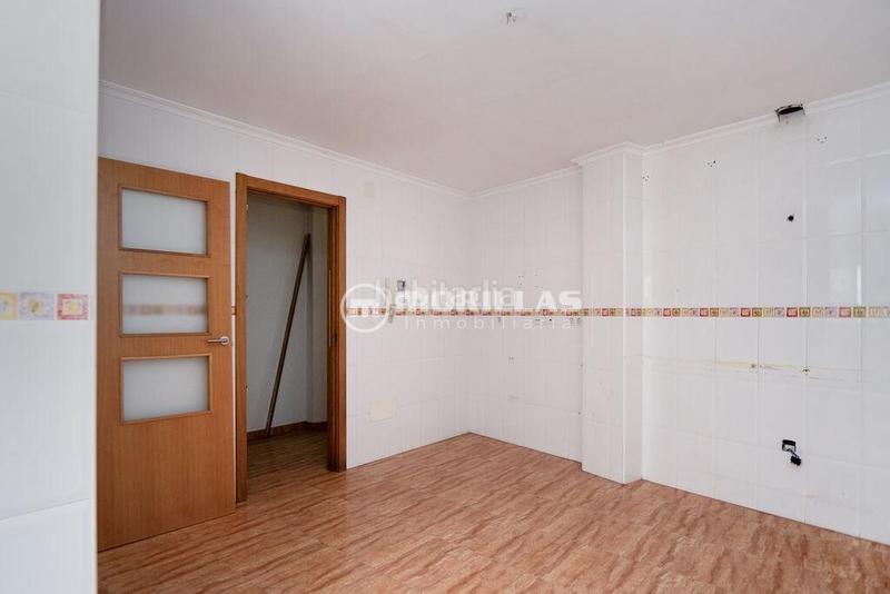 Foto bc169a9c-8499-4f50-8908-6c503e618266. Piso  en venta en calle de la verja, , murcia. en Mazarrón