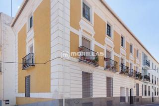 Pis en Calle fernando perez villanueva 4. Piso con balcn y garaje