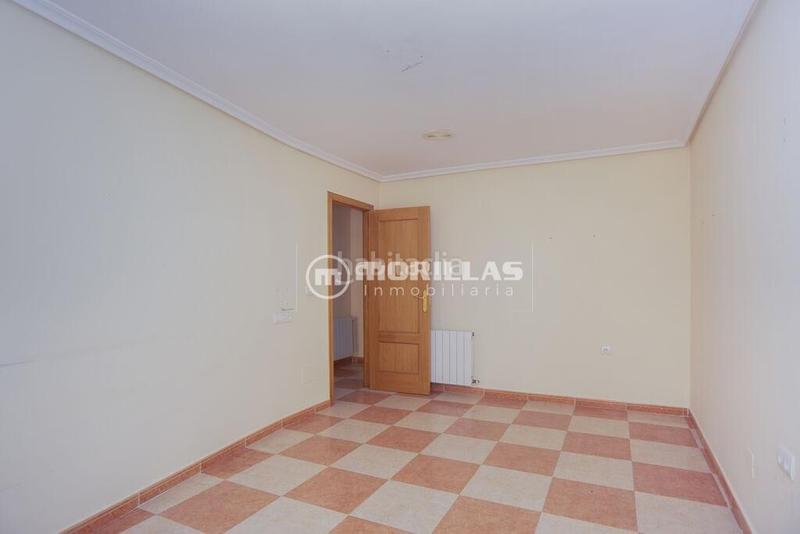 Foto 18929372-90b1-49fa-97ea-b1c32124e764. Piso en calle fernando perez villanueva 4 piso con balcón y garaje en Cehegín