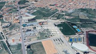 Terreno residencial en Calle Rosendo Berengui 5