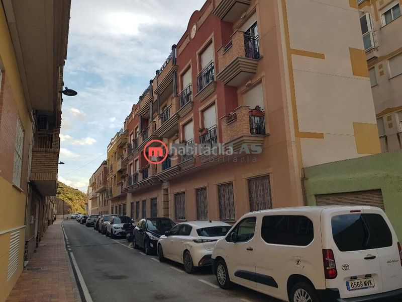 Foto 0aa7ded3-8773-470c-a56a-adbe48f1aabe. Piso en calle ingeniero juan escofet 6 piso en edificio plasol!! en Lorca