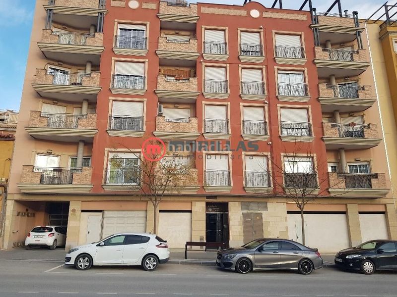 Foto ead47096-0b5d-4c55-9751-12f83f673037. Piso en calle ingeniero juan escofet 6 piso en edificio plasol!! en Lorca