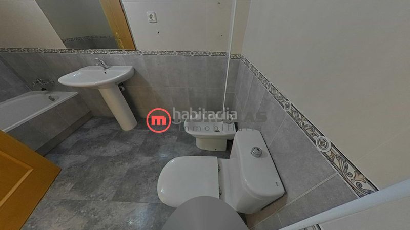 Foto 09d07965-1f73-4fff-94e6-7953235d994d. Pis amb aparcament a Calasparra