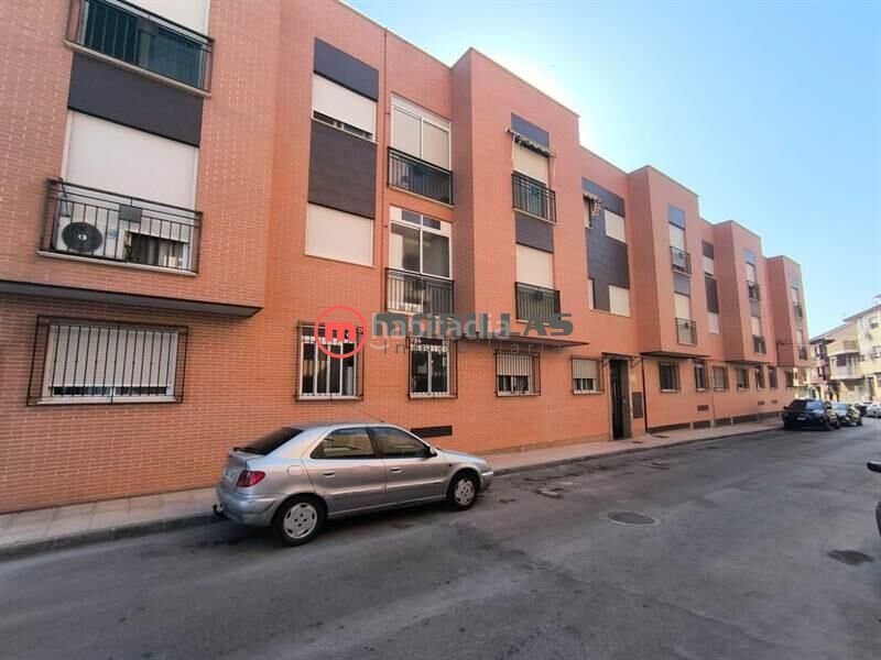 Foto 93bb7fb4-439f-4859-adcc-0781e4119d48. Pis amb aparcament a Calasparra