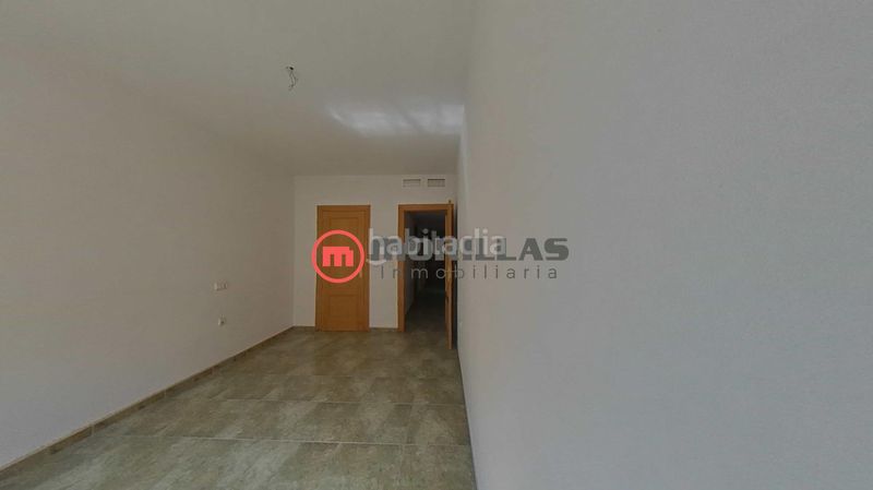 Foto ae49ef15-6b26-4284-bae4-788bf3db8147. Pis amb aparcament a Calasparra