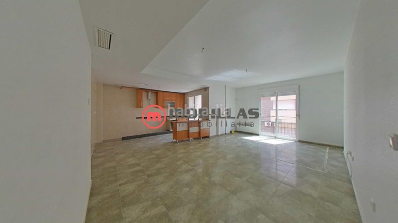 Foto dadbad3c-e0fa-4be6-a97d-1f346916e525. Pis amb aparcament a Calasparra