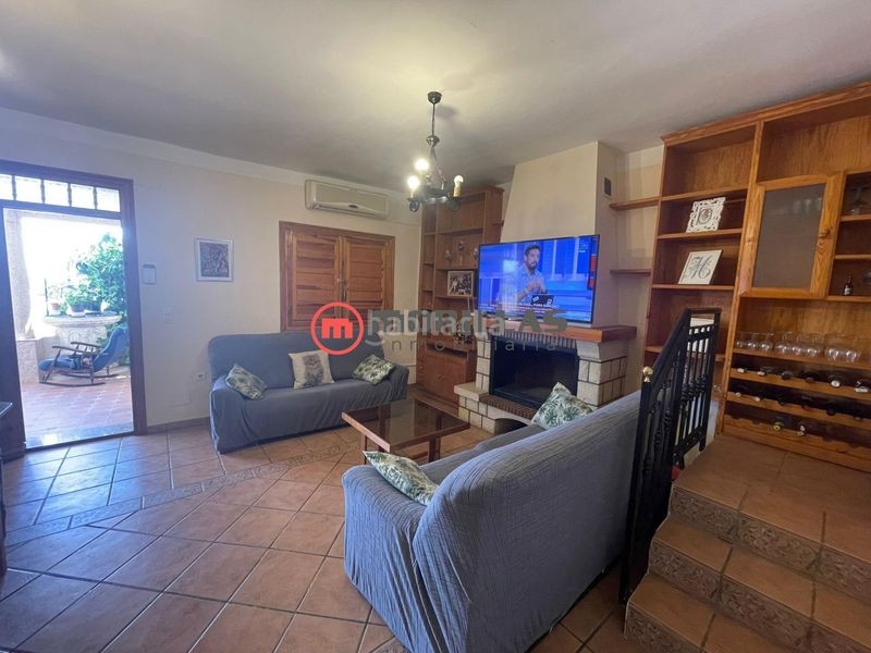 Foto c05e76dd-f106-412a-9a35-1eaf8fd69a4c. Casa amb aparcament a Puerto Lumbreras