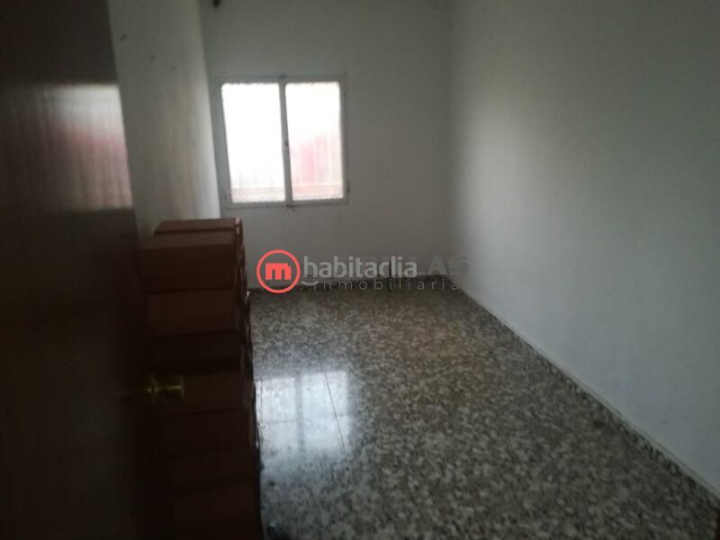 Foto ef5cae5d-66f7-4bfc-8d0c-0d22d2e12ae6. Casa amb aparcament a Mula