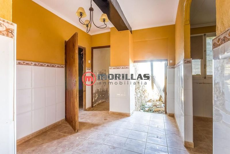 Foto c32c8bd9-80fa-4e36-ad33-20540829032e. Masia a Pliego