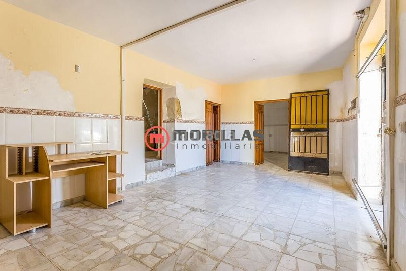 Foto d920f386-17fe-48b3-9a0a-1bd1b5cb94fe. Masia a Pliego