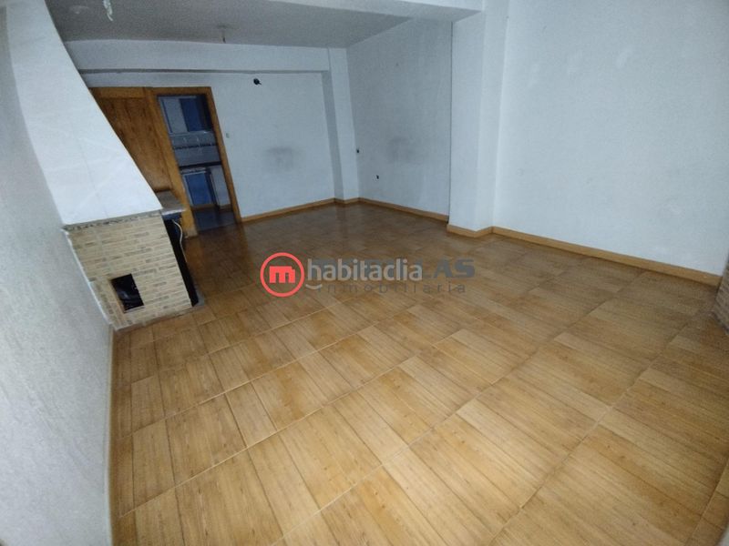 Foto 521e1ae0-2bc3-4bcb-a5fc-b1b288ba9ef8. Apartament a Mula