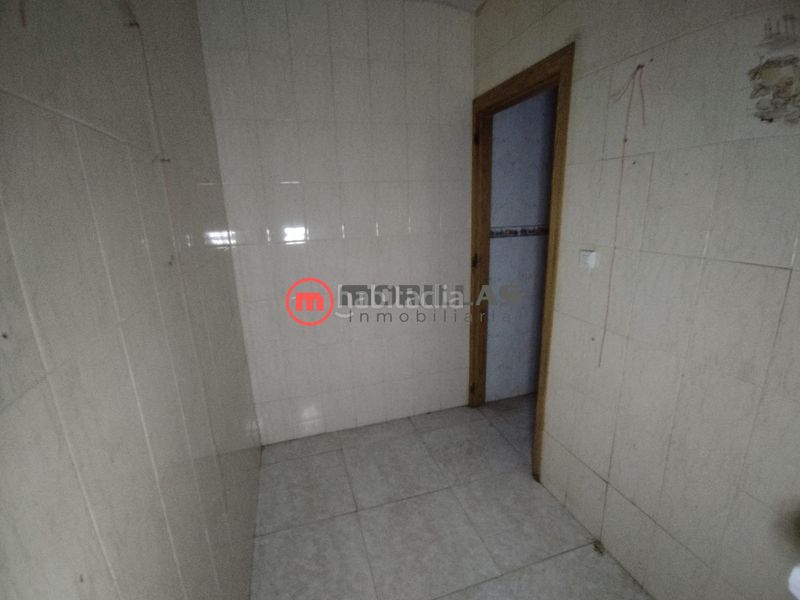 Foto 5be840e0-654b-4ce3-996a-67952662af2b. Apartament a Mula
