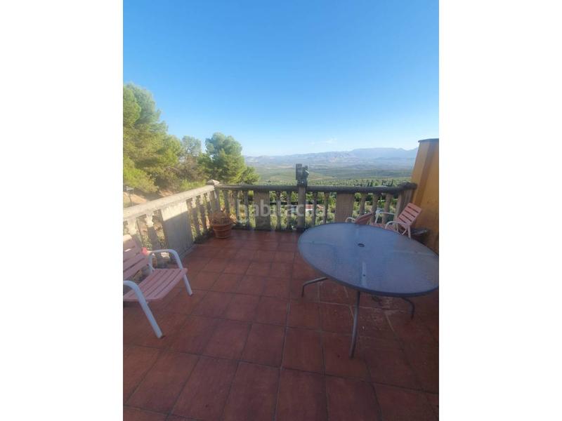 Foto e4de6a8e-988e-4046-b54d-89685d998257. Casa  en venta en Úbeda