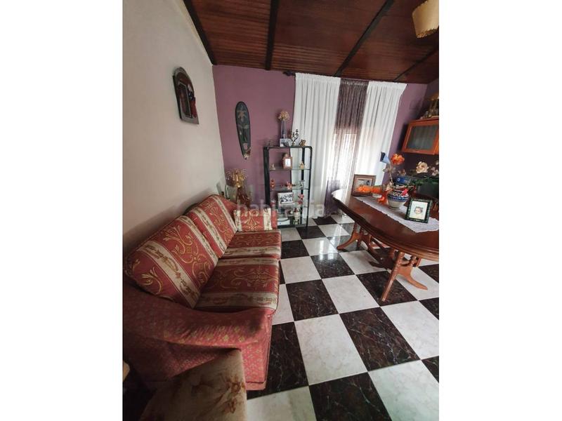 Foto 59019b04-ad6b-4c37-aef4-0c5a03635410. Casa  en venta en Úbeda