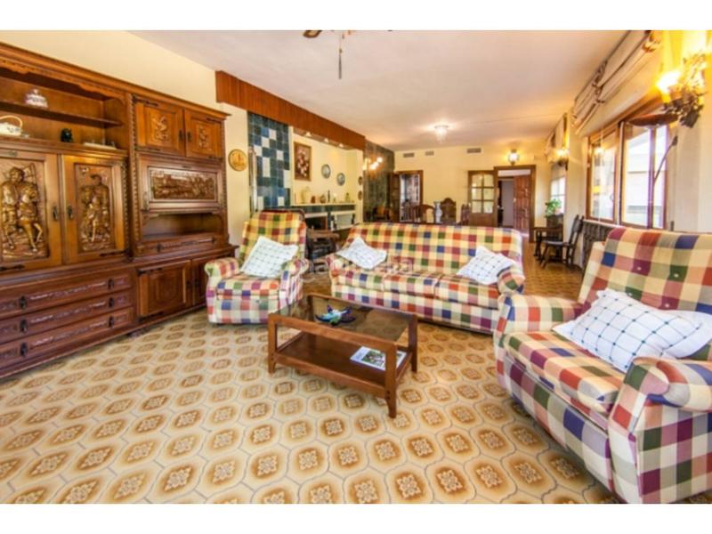 Foto 4e623230-af0b-49a1-a08c-24660abd695d. Chalet venta de una impresionante villa en Baeza