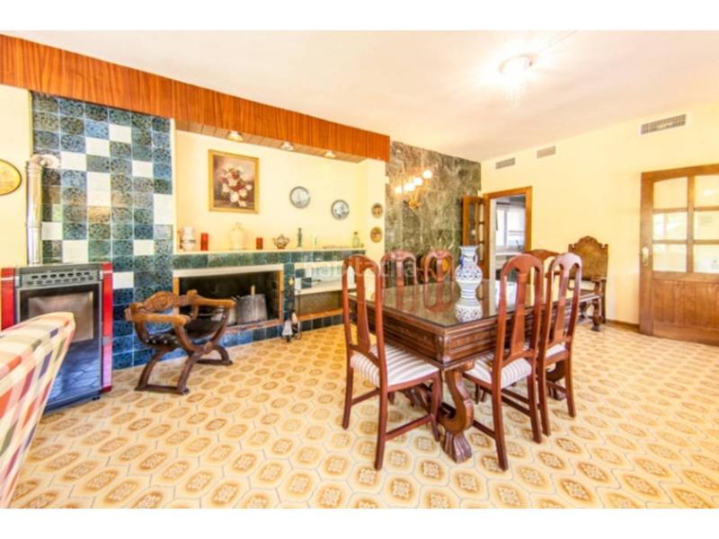 Foto 76218074-8fdc-400d-bb2b-c8d018e13e28. Chalet venta de una impresionante villa en Baeza