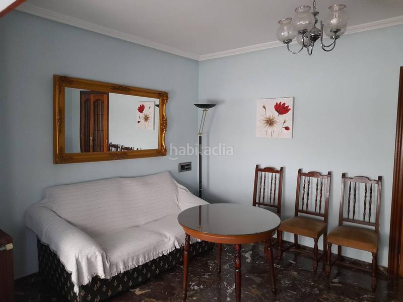 Foto 4851883d-8b05-4306-acf0-4dc23a0b68e7. Maison jumelée avec chauffage parking dans Úbeda