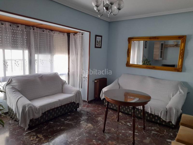 Foto ae26d329-e114-43e5-ac89-d9a4c92c3ccc. Maison jumelée avec chauffage parking dans Úbeda