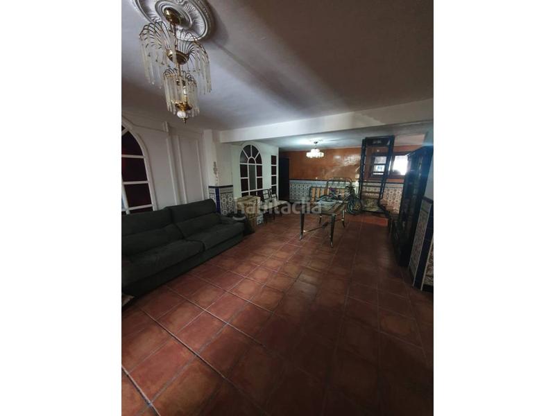 Foto c3de2bfc-a30a-4436-9dea-100e7681b1a5. Xalet amb piscina a Úbeda