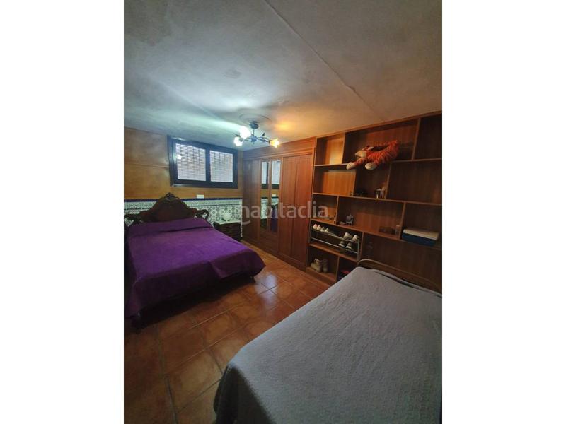 Foto e10c2b78-f1ad-4e20-aa4c-ba883e5a0cef. Xalet amb piscina a Úbeda