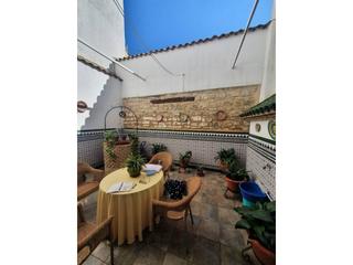 Casa adossada a Úbeda. Venta de una casa adosada en úbeda